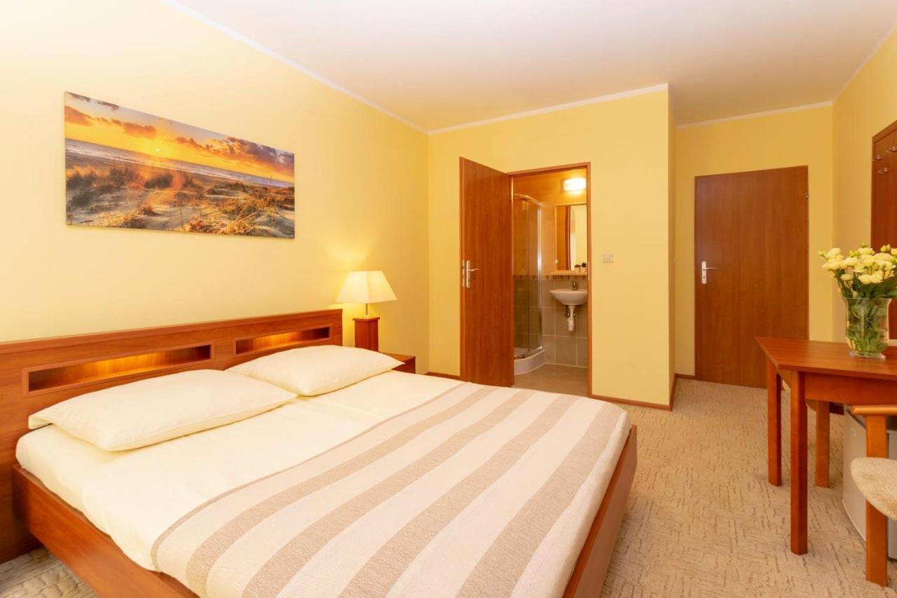 Pensjonat Marynarski - Apartamenty Darłówko Extérieur photo