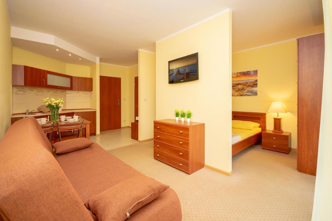 Pensjonat Marynarski - Apartamenty Darłówko Extérieur photo