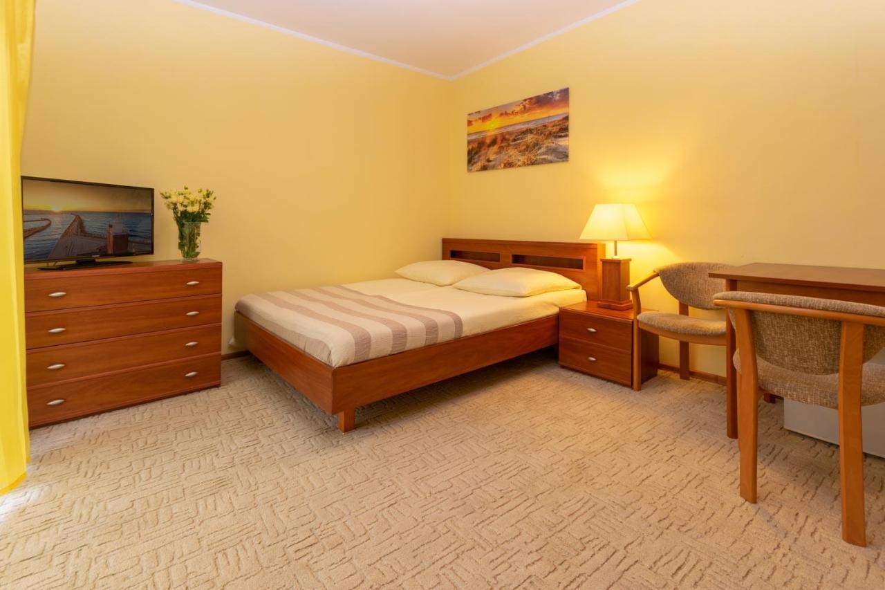 Pensjonat Marynarski - Apartamenty Darłówko Extérieur photo
