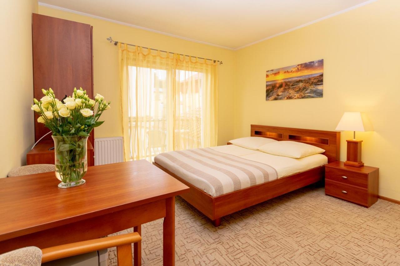 Pensjonat Marynarski - Apartamenty Darłówko Extérieur photo